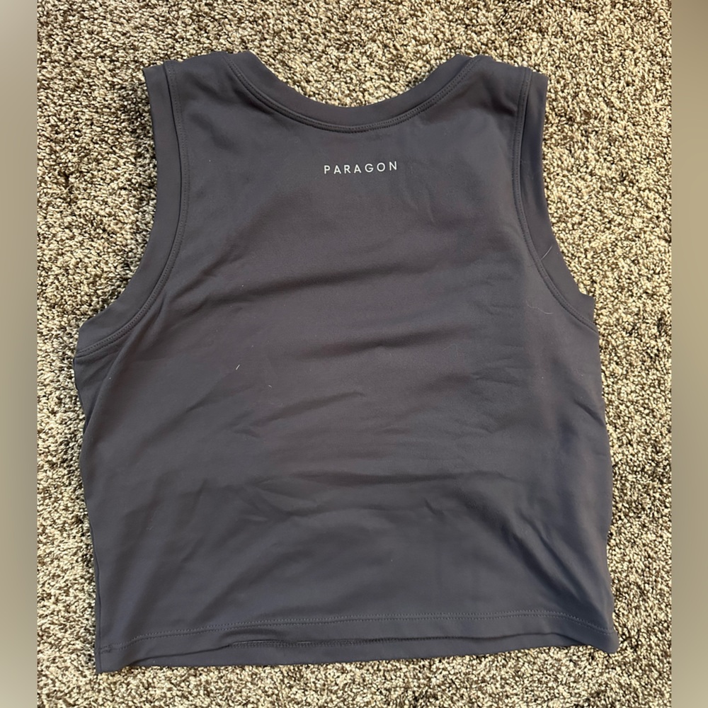 Paragon Colombia crop top